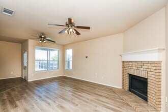 1313 Pepperfield Ct in Burleson, TX - Building Photo - Building Photo