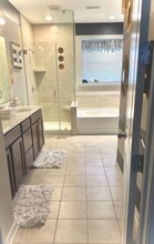 4322 Hubbard Rd in Charlotte, NC - Building Photo - Building Photo