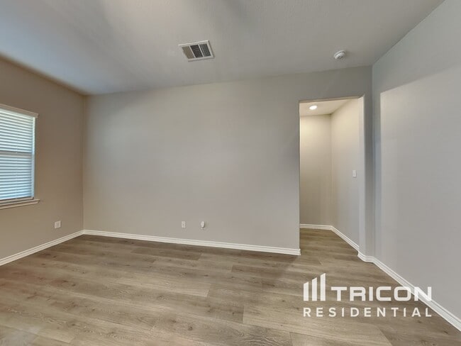 714 Barbary Ln in Royse City, TX - Building Photo - Building Photo