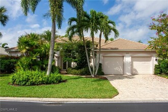 8229 Allendale Ct in Naples, FL - Building Photo - Building Photo