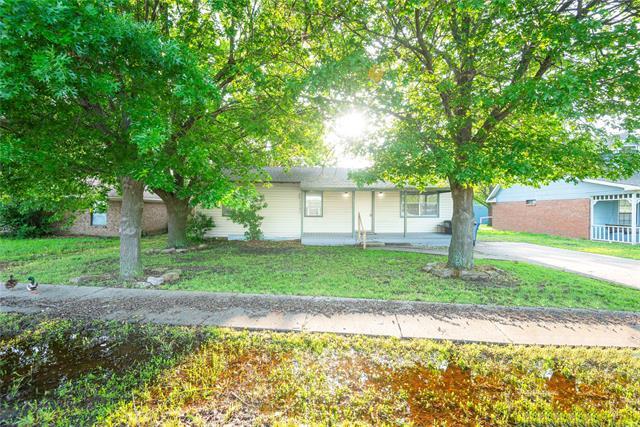 property at 107 N Keefer St