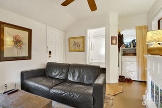 2514 Dean Ave in Bellingham, WA - Building Photo - Building Photo