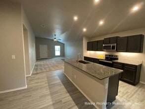 1217 E 89th St in Odessa, TX - Building Photo - Building Photo