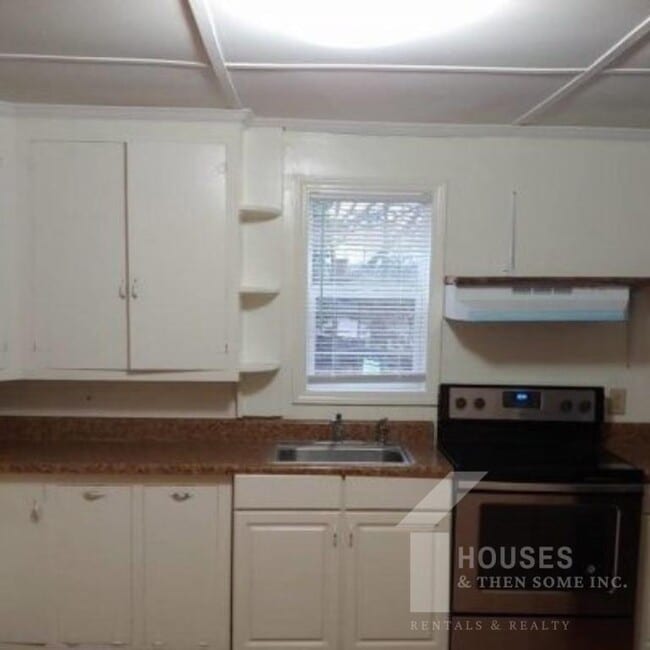 120 Community Rd in Cowpens, SC - Building Photo - Building Photo