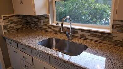 7746 SW 5th Ave. in Portland, OR - Building Photo - Building Photo