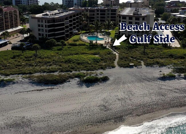 8767 Midnight Pass Rd in Sarasota, FL - Building Photo - Building Photo
