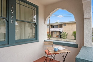 3916 Quigley St in Oakland, CA - Building Photo