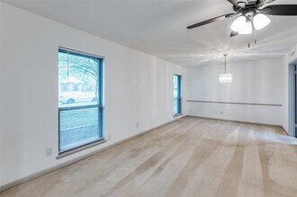 2214 Grapevine Ln in Carrollton, TX - Building Photo - Building Photo