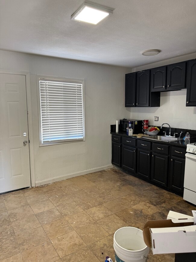 property at 3920 High St
