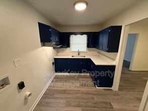 828 Pamela Dr in Griffin, GA - Building Photo - Building Photo