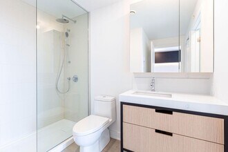 60 De L'éclipse Pl in Brossard, QC - Building Photo - Building Photo