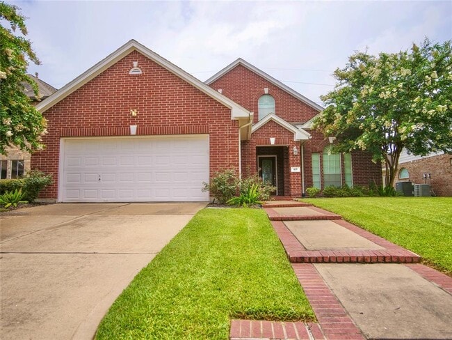 property at 419 Richmond Pl Dr