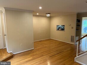 7403 Duddington Dr in Alexandria, VA - Building Photo - Building Photo