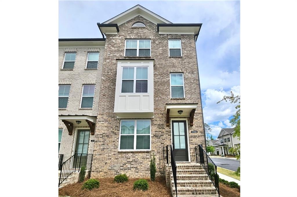 3183 Bartee Walk in Suwanee, GA - Building Photo