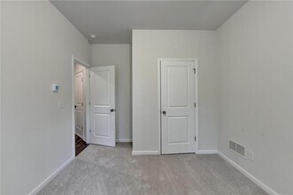 3587 Hidden Valley Cir in Lawrenceville, GA - Building Photo - Building Photo
