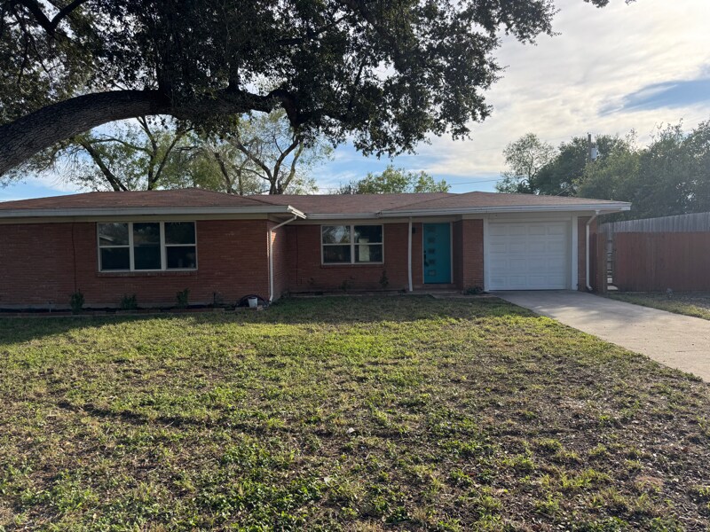 619 Highland Ave in McAllen, TX - Building Photo