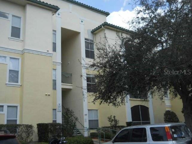 8817 Dunes Ct in Kissimmee, FL - Foto de edificio