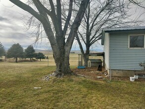 300 Burkhardt Rd in Grand View, ID - Building Photo - Building Photo
