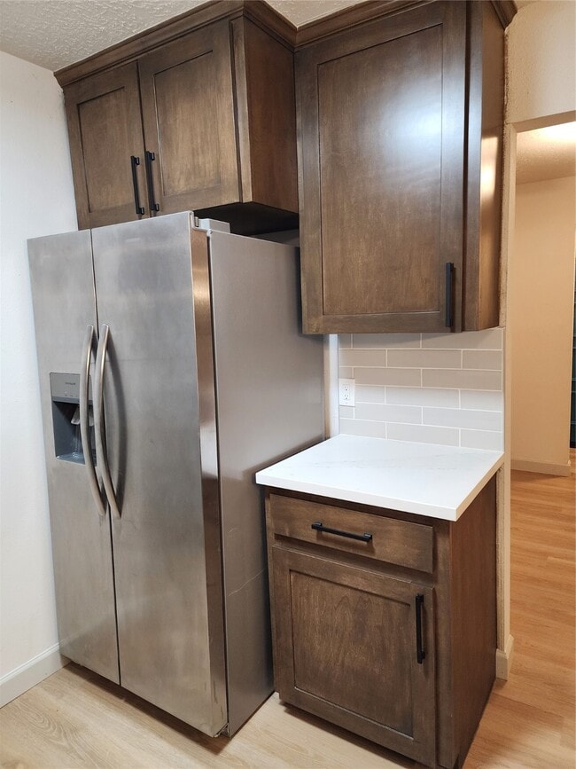 property at 4906 Valleyview Dr