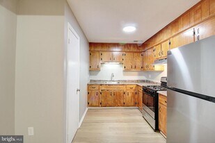 1599 N East St in Frederick, MD - Building Photo