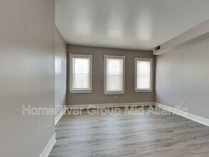 702 Dolphin St in Baltimore, MD - Building Photo - Building Photo