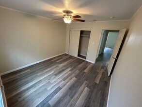 1348 Fitzgerald Ln in Hanford, CA - Building Photo - Building Photo