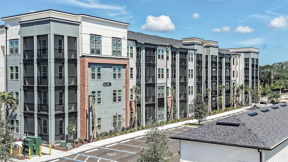 35820 US Hwy 19 N, Unit B1 in Palm Harbor, FL - Building Photo