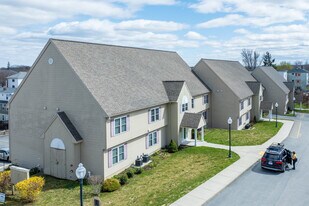 31 Caroline St in Worcester, MA - Building Photo