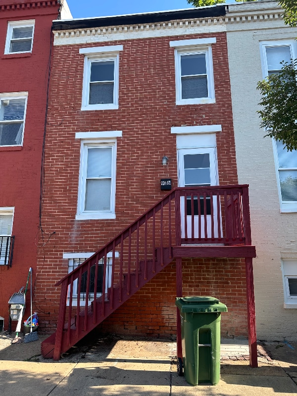 property at 916 Ramsay St