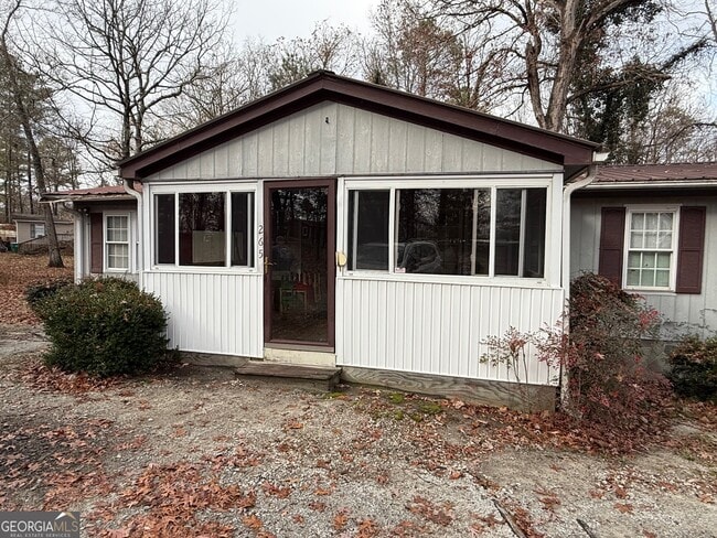 property at 265 Tanglewood Ln