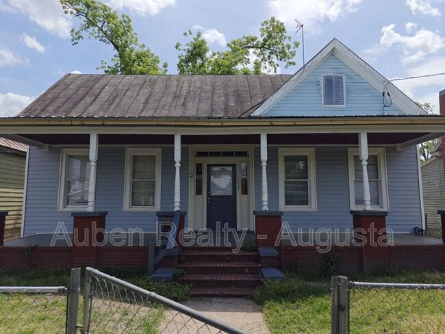 property at 2024 Clark St