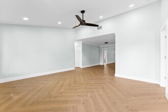 1721 SW 10th St in Boca Raton, FL - Building Photo - Building Photo