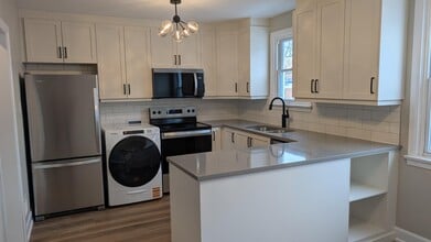 246 Ste-Anne Av in Ottawa, ON - Building Photo - Building Photo