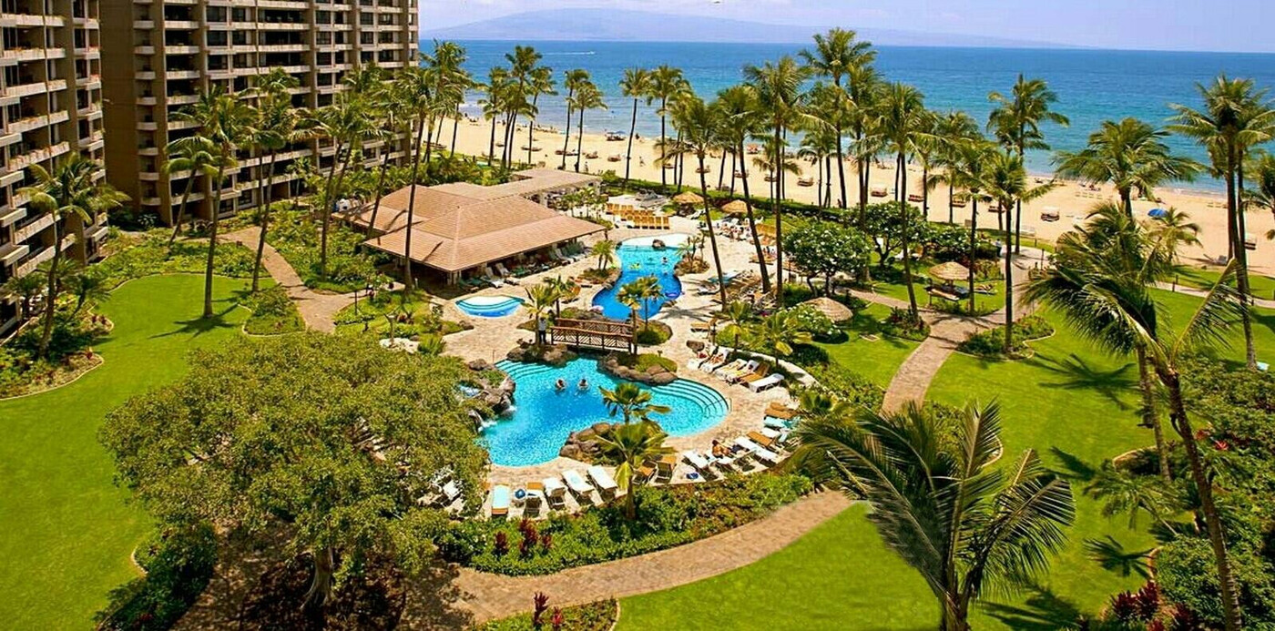 Kaanapali Alii Resort in Lahaina, HI - Building Photo