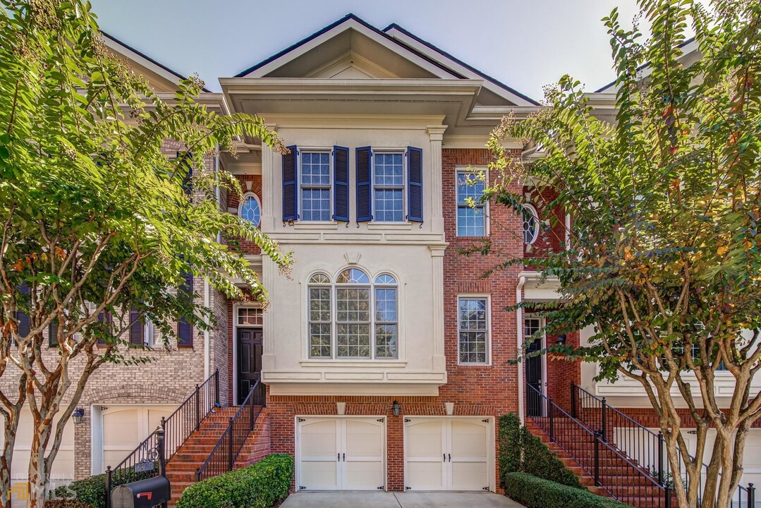 4317 Kingston Gate Cove in Chamblee, GA - Foto de edificio