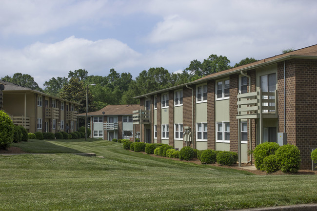 Cedar Greene Apartments in Charlotte, NC - Foto de edificio - Building Photo