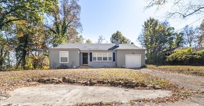 602 Lookout Ct SE, Unit A in Knoxville, TN - Building Photo - Building Photo