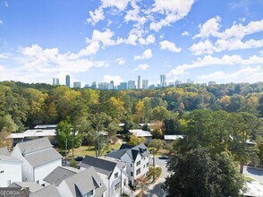 4001 Haverhill Dr NE in Atlanta, GA - Building Photo - Building Photo