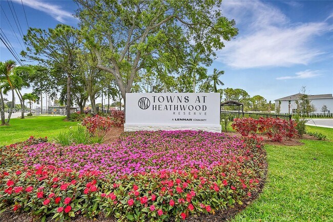 property at 4548 Hollister Ave