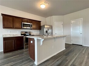 3231 Red Tail Wy in Farmington, AR - Foto de edificio - Building Photo