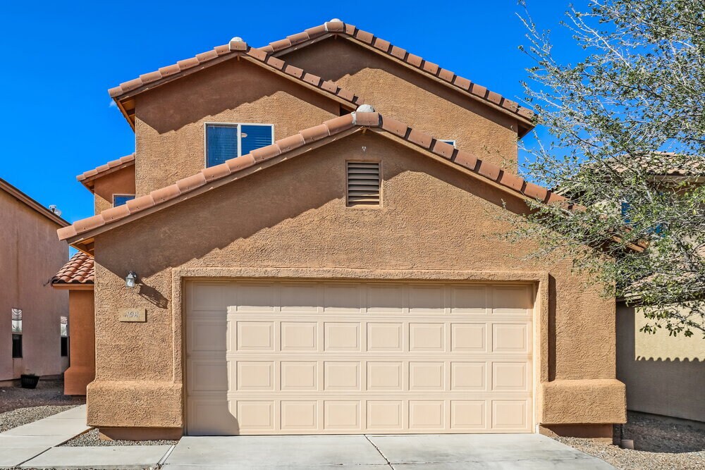 898 W Calle Arroyo Norte in Green Valley, AZ - Building Photo