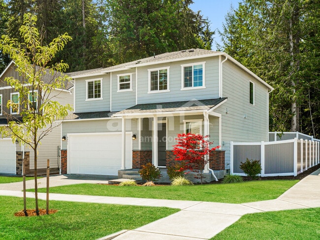 8031 Dagny St SW in Olympia, WA - Foto de edificio - Building Photo