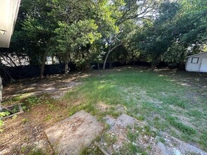 2329 Monroe St in Wilmington, NC - Building Photo - Building Photo