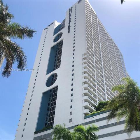 property at 1717 N Bayshore Dr