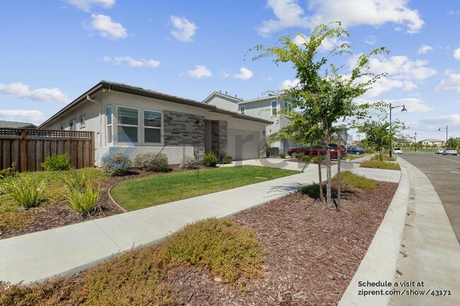 3308 Mayberry St in Lathrop, CA - Building Photo - Building Photo