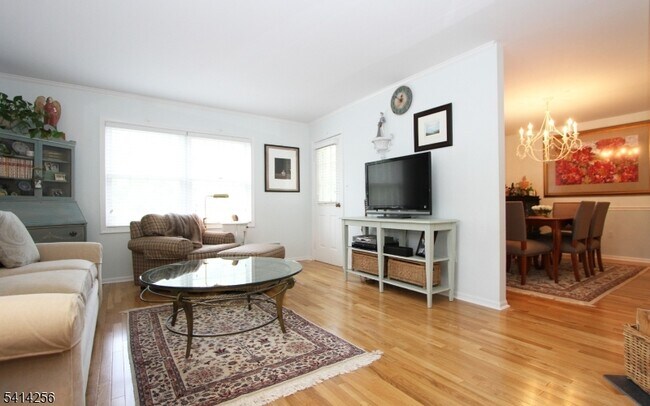 25 Heritage Dr in Chatham Township, NJ - Building Photo - Building Photo