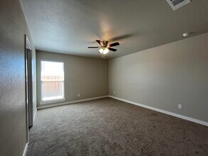 7531 33rd Pl in Lubbock, TX - Building Photo - Building Photo