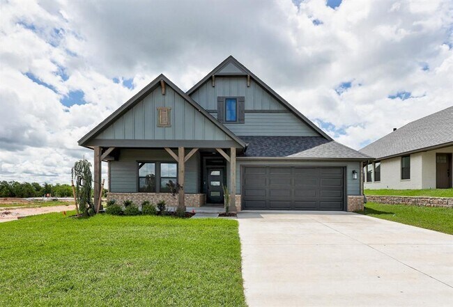 4924 Sand Lily Ln in Edmond, OK - Building Photo - Building Photo