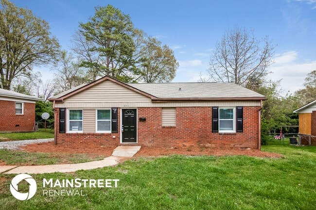 property at 641 Reeves Ct