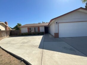 628 W Euclid Ave in Clovis, CA - Building Photo - Building Photo